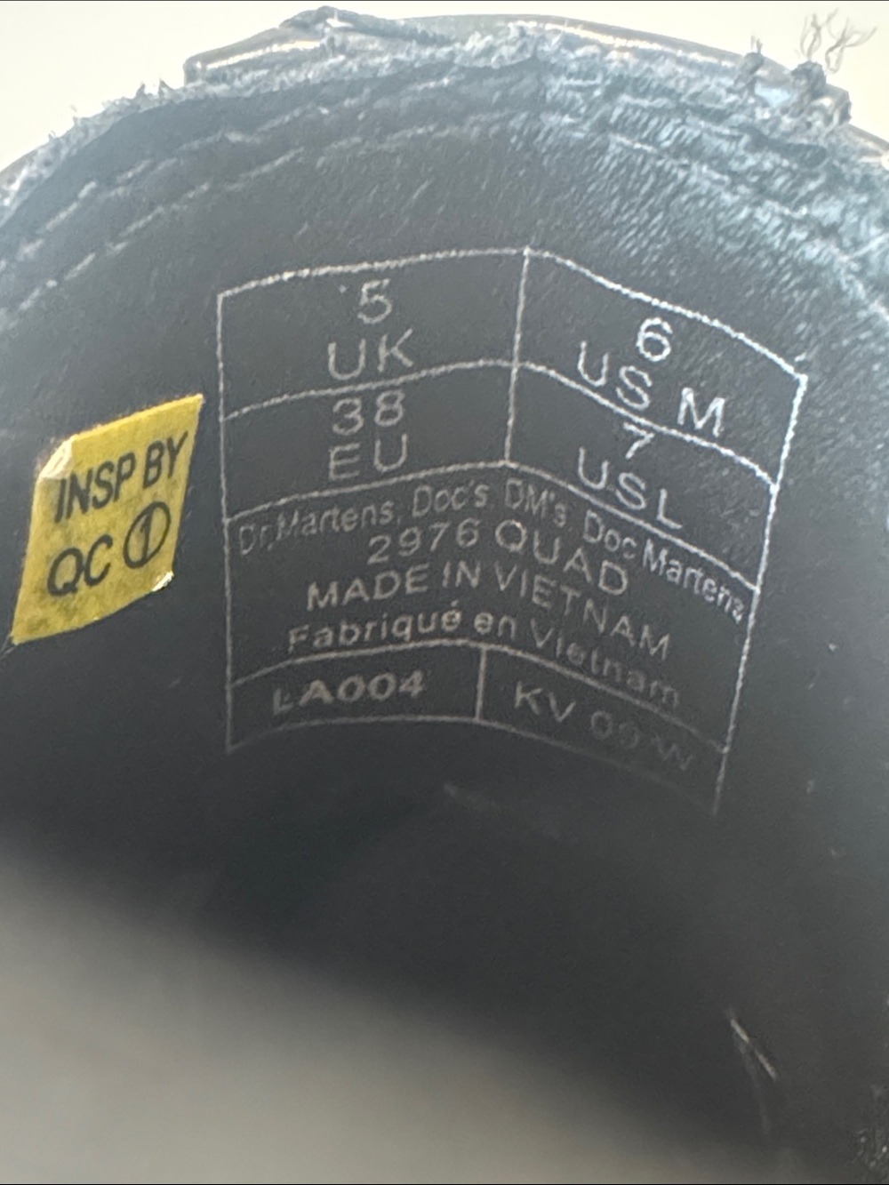 Dr. Martens 2976 Quad Chelsea Boots Black Size 7 (EU 38) - Picture 14 of 16
